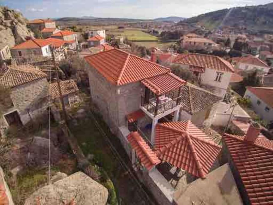 Traditional Stone-Built House With Great View Vila Kontias Exterior foto